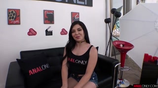 MILF Keira Croft Loves Deep Anal - Hardcore POV - free porn on 1PORNO.NET