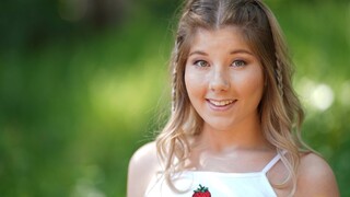 Vienna Rose Sucks and Rides Stepdad’s Big Dick - the best porn without registration 1PORNO.NET