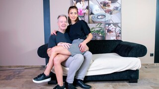 Old Meets Young in Office - free porn on 1PORNO.NET