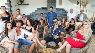 Dirty Gunther Bangs Brunettes and Blondes in Wild Family Sex - the best porn without registration 1PORNO.NET