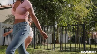 Big Titted Thieves Meet Their Match in Rich Guy - the best porn without registration 1PORNO.NET