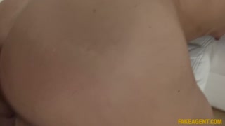 Casting Couch Spanking Turns into Blowjob - หนังโป๊ที่ดีที่สุดโดยไม่ต้องลงทะเบียน 1PORNO.NET