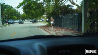 Outdoor Fun with Girlfriend - the best porn without registration 1PORNO.NET