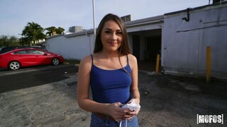 Mackenzie Mace Gets Laid - free porn on 1PORNO.NET