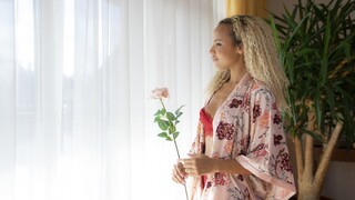 Dutch Cutie Loves Spanish Brunette's Tattooed Body - o melhor pornô sem registro 1PORNO.NET