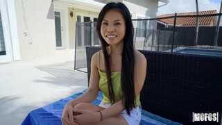 Petite Brunette Evie Ling Loves Big Cock - free porn on 1PORNO.NET
