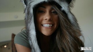 Trimmed Pussy and Piercing Make Her Irresistible - free porn on 1PORNO.NET