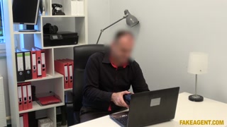 Short Haired Jennifer Gets Fucked in the Office - the best porn without registration 1PORNO.NET