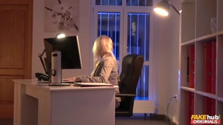 Office Fake Robber Gets Missionary & Reverse Cowgirl - the best porn without registration 1PORNO.NET