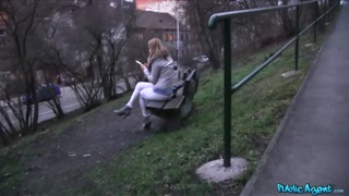 Blonde gets blowjob in public place - free porn on 1PORNO.NET