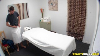 Asian Amateur Spooning and Fucking - the best porn without registration 1PORNO.NET