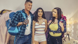 Sofia's Secret Rendezvous with Two Dicks - free porn on 1PORNO.NET