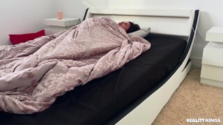 Brunette Kylie Plays with Toys - the best porn without registration 1PORNO.NET