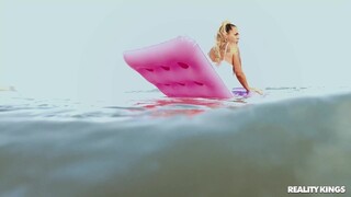 Big Cock Outdoor Fun - the best porn without registration 1PORNO.NET