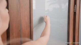Threesome Taboo: Big Natural Tits Stepmom & Neighbor Take Turns - free porn on 1PORNO.NET