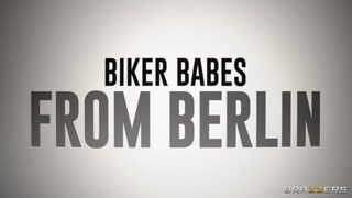 Big Tits, Big Cocks, and Cum Swapping in Berlin - the best porn without registration 1PORNO.NET
