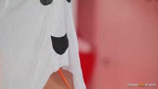 Halloween Swing with LaSirena69 and Friends - the best porn without registration 1PORNO.NET