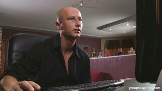 Gangbang Fun with Shaved Barbie - the best porn without registration 1PORNO.NET