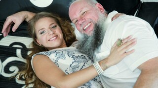 Old Man Atillah and Young Sofi Goldfinger - the best porn without registration 1PORNO.NET