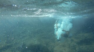 Blonde and Beautiful in the Water - the best porn without registration 1PORNO.NET