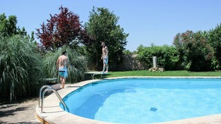 Group Blowjob Party by the Pool - หนังโป๊ที่ดีที่สุดโดยไม่ต้องลงทะเบียน 1PORNO.NET