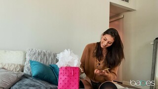 Solo Fun with a Big Boobed Brunette - the best porn without registration 1PORNO.NET