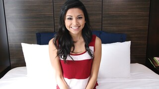 19 YO Amateur Serena Torres Takes Big Cock - free porn on 1PORNO.NET