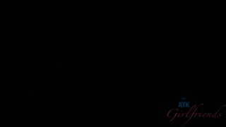 Brunette Emma Evins loves anal before her flight - the best porn without registration 1PORNO.NET