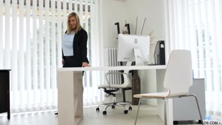 Krystal Swift’s Massive Natural Tits Office Sex - the best porn without registration 1PORNO.NET