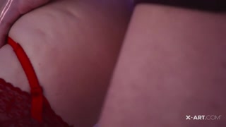 Red hot Sybil gives festive deepthroat action - free porn on 1PORNO.NET