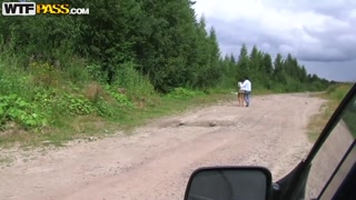 Hot Russian brunette Layla gets picked up for wild anal sex - porno gratuito su 1PORNO.NET
