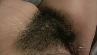 Tiffany pleasures her hairy pussy and does her nails - le meilleur porno sans inscription 1PORNO.NET