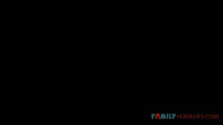 Blonde Lilly Bell Fucks Stepbrother After He Sees Her Playing Solo - 登録不要の最高のポルノ 1PORNO.NET