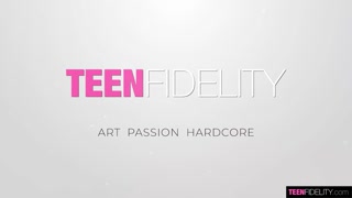 Teen Chloe Rose gets a deep creaming from Ryan - 登録不要の最高のポルノ 1PORNO.NET
