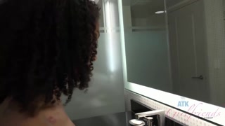 Brunette Ariana Aimes Lactating in Steamy Vegas Shower - o melhor pornô sem registro 1PORNO.NET