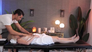 Aria Banks Takes Big Cock After Deep Oil Massage - the best porn without registration 1PORNO.NET