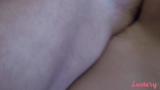 Go With The Flow with Emi & Renata: Spanish Lesbian Bedroom - gratis porno op 1PORNO.NET