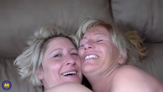 Mature German Lesbian Teresa Lynn Teasing - cel mai bun pornograf fără înregistrare 1PORNO.NET