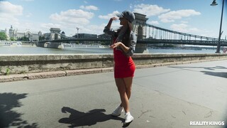 Corvus Catches a Pornstar - the best porn without registration 1PORNO.NET