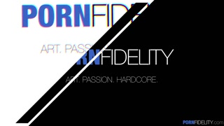 Ryan Madison Pounds Beverly Hillson - den bästa pornon utan registrering 1PORNO.NET