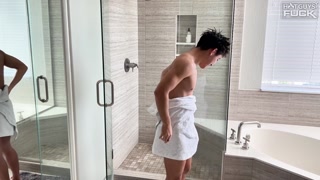 Leslie Monroe Sucks Mason Akana's Cock in an Interview! - the best porn without registration 1PORNO.NET