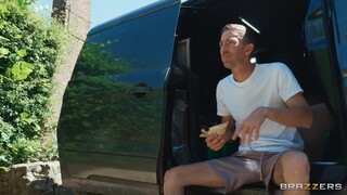 Chloe Savage Rides Danny D's Big Cock - the best porn without registration 1PORNO.NET