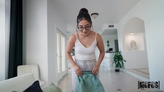 Madison Wilde's Secret Blowjob Session - the best porn without registration 1PORNO.NET