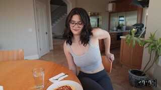 Titty Fucking Spaghetti with Ellie Nova - the best porn without registration 1PORNO.NET