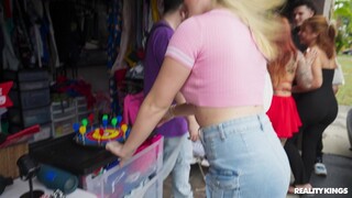 Teen Gets Off on My Junk - the best porn without registration 1PORNO.NET