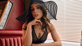Chanel's Lingerie Lust - the best porn without registration 1PORNO.NET