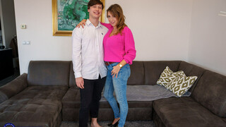 Lenny Yankee Fucks His Stepmom Daphne - the best porn without registration 1PORNO.NET