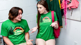 Skinny Brunette Gets Down with Jason Depp - the best porn without registration 1PORNO.NET