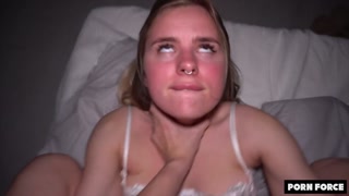 Cum Swallowing Blonde with Small Tits Gets Big Cock - o melhor pornô sem registro 1PORNO.NET