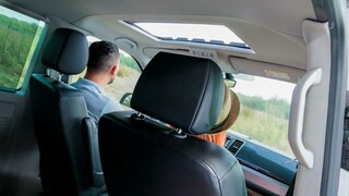Shaved Pussy Redhead in Car Cumshot - den bästa pornon utan registrering 1PORNO.NET